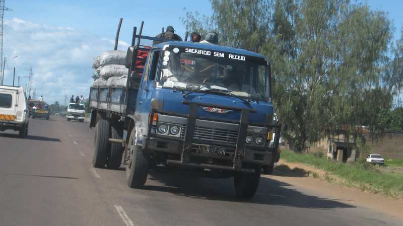 Photo 3 : Transporteurs routiers et écrits informels